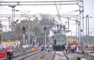 दक्षिण पूर्व मध्य रेलवे ने 7 माह में 206 किलोमीटर रेललाइन का किया विद्युतीकरण