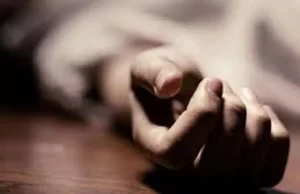 सहायक आरक्षक ने खुद को गोली मार ली