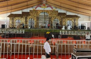 रायगढ़ में राष्ट्रीय रामायण महोत्सव के लिए अरण्य काण्ड की थीम पर सजा मंच