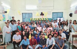 साइंस कालेज के रसायन विभाग के विभागाध्यक्ष डा. चंदेल को सेवानिवृत्ति पर भावभीनी विदाई