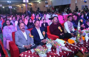 सामाजिक-सांस्कृतिक गतिविधियों में शामिल होने से बच्चों का बढ़ता है आत्मविश्वास- डीईओ