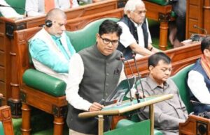 CG Budget: छत्तीसगढ़ में 4 सौ यूनिट तक बिजली बिल हाफ, हर किसी को मकान, हर हाथ को काम, वित्त मंत्री ओपी चौधरी की घोषणा