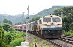 Indian railways: नए साल की पहली तारीख से 130 ट्रेनों का समय बदलेगा, रफ्तार बढ़ेगी