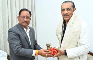 CM Vishnu Dev Sai: मुख्यमंत्री विष्णु देव साय से प्रसिद्ध फिल्म निर्देशक प्रकाश झा ने मुलाकात की