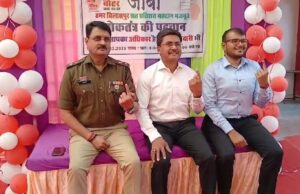 Municipal elections: कलेक्टर-एसपी समेत जिला के आला अधिकारियों ने किया अपने मताधिकार का प्रयोग