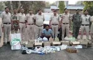 Chhattisgarh excise: छत्तीसगढ़ में नकली शराब तैयार करने की फैक्ट्री, अलग-अलग ब्रांड के रेपर, बारकोड, हॉलमार्क स्टीकर बरामद
