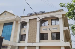 CG Land manipulation : पटवारी की आईडी हैक कर भू-माफियाओं ने भुइयां ऐप से किया 765 एकड़ सरकारी व निजी जमीन का सौदा ! 2 पटवारी सस्पेंड, 18 का तबादला