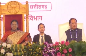 CG News : जनजातीय गौरव दिवस समारोह में राष्ट्रपति द्रौपदी मुर्मू ने किया “मुख्यमंत्री ग्राम अखरा विकास योजना” का शुभारंभ, CM साय बोले- बस्तर में नक्सलवाद खत्म
