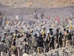 Villagers clash with police: कोयला खदान विस्तार का विरोध कर रहे ग्रामीणों की पुलिस से झड़प, पथराव में एएसपी समेत कई पुलिसकर्मी घायल