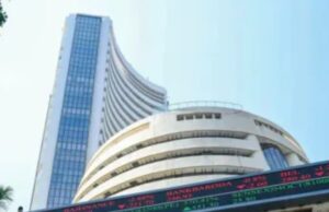 Share Market Today : बजट की भारी गिरावट के बाद संभले सेंसेक्स-निफ्टी, सोने- चांदी में गिरावट जारी