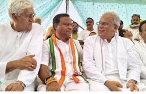 Urban Local Body Elections : शिवनंदनपुर में भूपेश बघेल की भी एंट्री, दीपक बैज और टी. एस. सिंहदेव के आमरण अनशन से बढ़ी सियासी हलचल