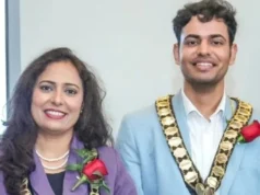 Mayors of UK cities: हरियाणा के मां-बेटे ने ब्रिटेन में जीता चुनाव, दो अलग-अलग शहरों के मेयर बने