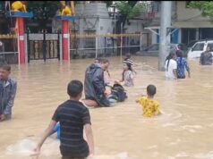 Smart City in the Rain : 12 घंटे की बारिश में चारों तरफ जलभराव, लोग कहने लगे ऐसा ही होता है स्मार्ट शहर तो यह न हो !