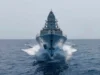 Indian Navy stealth warship: हिंद महासागर में उतरा भारत का युद्धपोत आईएनएस महेंद्रगिरि, ब्रह्मोस व बराक-8 मिसाइल सिस्टम से लैस