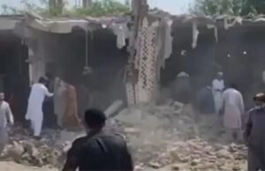 Pakistan Mosque Blast : पाकिस्तान में जुमे की नमाज के दौरान मस्जिद में धमाका, 15 की मौत; 50 से अधिक घायल