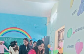 बाल दिवस पर आत्मानंद स्कूल में नर्सरी की कक्षाएं शुरू