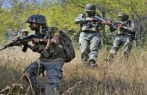 पुलिस कैंप पर नक्सलियों की फायरिंग,  प्रधान आरक्षक शहीद