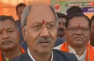 दमखम है तो सिंहदेव मंत्री पद छोड़कर मैदान में उतरें – बृजमोहन