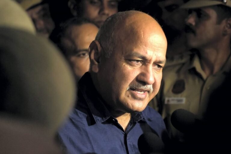 manish-sisodia-16609337703x2
