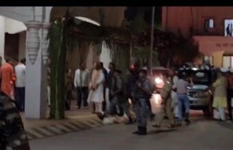 अमित शाह रायपुर पहुंचे, कुशाभाऊ ठाकरे परिसर में चुनिंदा नेताओं को ही एंट्री