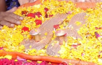 भगवान श्रीराम की चरण पादुका रायपुर पहुंची, भक्तों ने श्रद्धाभक्ति से किया पूजन