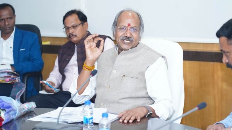 04_01_2024-cg_minister_brijmohan_agrawal.jpg