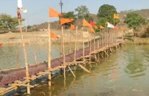 छत्तीसगढ़िया सबले बढ़िया: पांच दिनों में बना दिया नदी पर पुल, ग्रामीणों ने किया कमाल
