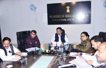 CG education: स्कूलों से नदारद रहने वाले 20 शिक्षक- कर्मचारियों की सेवा होगी समाप्त