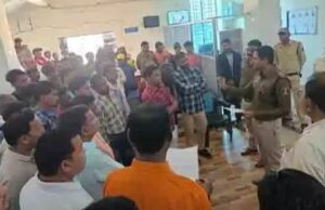 विधायक के भाई ने DSP को दी देख लेने की धमकी, कोयला खदान डकैती के मामले में ग्रामीणों की गिरफ्तारी से आक्रोश