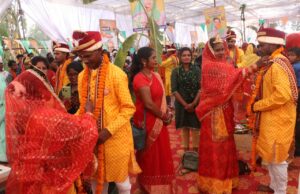 CM Kanya Vivah Yojana : मुख्यमंत्री कन्या विवाह योजना में 200 जोड़े बंधे परिणय सूत्र में