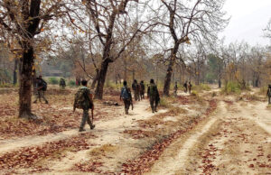 Naxalite violence: नक्सलियों ने की अपहृत युवक की हत्या , वारदात के बाद क्षेत्र में दहशत