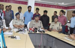 CG BREAKING : रायपुर के कोयला कारोबारी को मारने आए कुख्यात अमन साहू अंतराष्ट्रीय गैंग के 4 शूटर गिरफ्तार