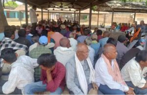 Election boycott: 9 गांवों के भू-विस्थापितों ने चुनाव बहिष्कार का किया ऐलान, मनाने में जुटे प्रशासन और एसईसीएल के अधिकारी