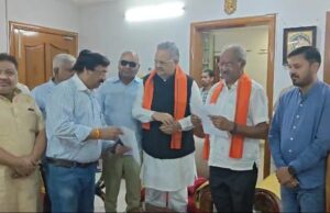 Brijmohan resigns from the post of MLA: बृजमोहन अग्रवाल विधायक पद से इस्तीफा देते हुए भावुक, विधानसभा अध्यक्ष के निवास जाकर सौंपा पत्र