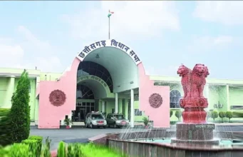 Vidhansabha mansoon session: बलौदा बाजार आगजनी को लेकर सदन में भारी हंगामा, पूरा विपक्ष निलंबित, कार्रवाई कल तक के लिए स्थगित