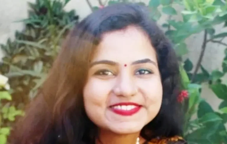 Dr-pooja-Chaurasia-1-916x580.webp