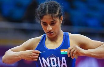 Paris Olympics : महिला कुश्ती में गोल्ड का सपना टूटा, विनेश फोगट अयोग्य करार