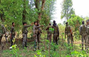 Naxalite Blast: बच्चे और ग्रामीण की मौत पर नक्सलियों ने मांगी माफी