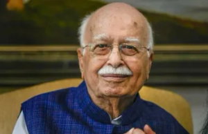 LK Advani admitted in Apollo: पूर्व उप प्रधानमंत्री लालकृष्ण आडवाणी की तबीयत बिगड़ी, अपोलो अस्पताल में भर्ती