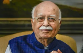 LK Advani admitted in Apollo: पूर्व उप प्रधानमंत्री लालकृष्ण आडवाणी की तबीयत बिगड़ी, अपोलो अस्पताल में भर्ती