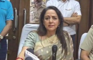 Actress Hema Malini: हेमा मालिनी रायगढ़ में बोलीं – OTT पर परोसी जा रही है अश्लीलता, इसे रोकना चाहिए