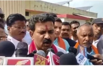 Deputy CM Vijay Sharma: गृहमंत्री विजय शर्मा कवर्धा हिंसा मामले के आरोपियों से मिलने जेल पहुंचे