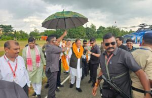 CM gets warm welcome in Surajpur: सीएम विष्णुदेव साय सूरजपुर पहुंचे, हेलीपैड पर जोरदार स्वागत