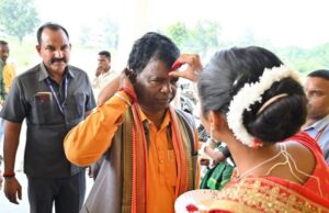 Honour for devotion to Ram: रामचरितमानस गान को प्रोत्साहन के लिए विधायक भूलन सिंह मरावी का सम्मान