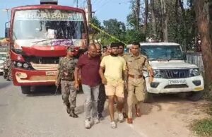 Surajpur massacre accused arrested: सूरजपुर हत्याकांड का आरोपी बस में सफर करते बलरामपुर में पकड़ाया