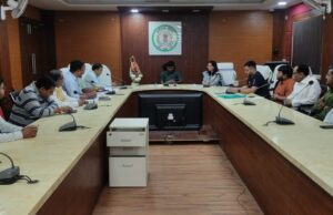 Rice Millers Meeting: राइस मिलर्स मिलिंग के लिए रहें तैयार, बकाया भुगतान की कठिनाइयां दूर होंगी – कलेक्टर