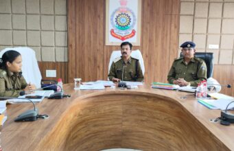 Surajpur Police: गुंडे-बदमाशों के खिलाफ सख्ती से कार्रवाई करें -एसएसपी