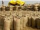 Paddy purchase: किसान से रिश्वत लेकर धान खरीदी का वीडियो सामने वायरल बारदाना और केंद् प्रभार को नोटिस