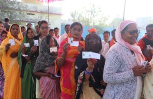 Municipal elections: सूरजपुर जिले के निकायों में मतदाताओं ने दिखाया उत्साह, 65.32% औसत मतदान