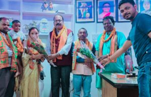 Surajpur Municipal: नगर सरकार की सियासत में नया मोड़, दो निर्दलीय पार्षद भाजपा में शामिल, मिला बहुमत